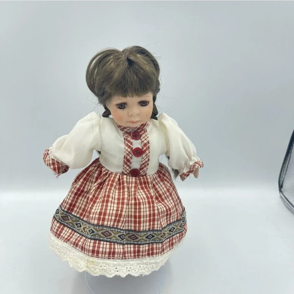 Vintage Doll gustave j. Worff dolls C-0187 2002 Signed